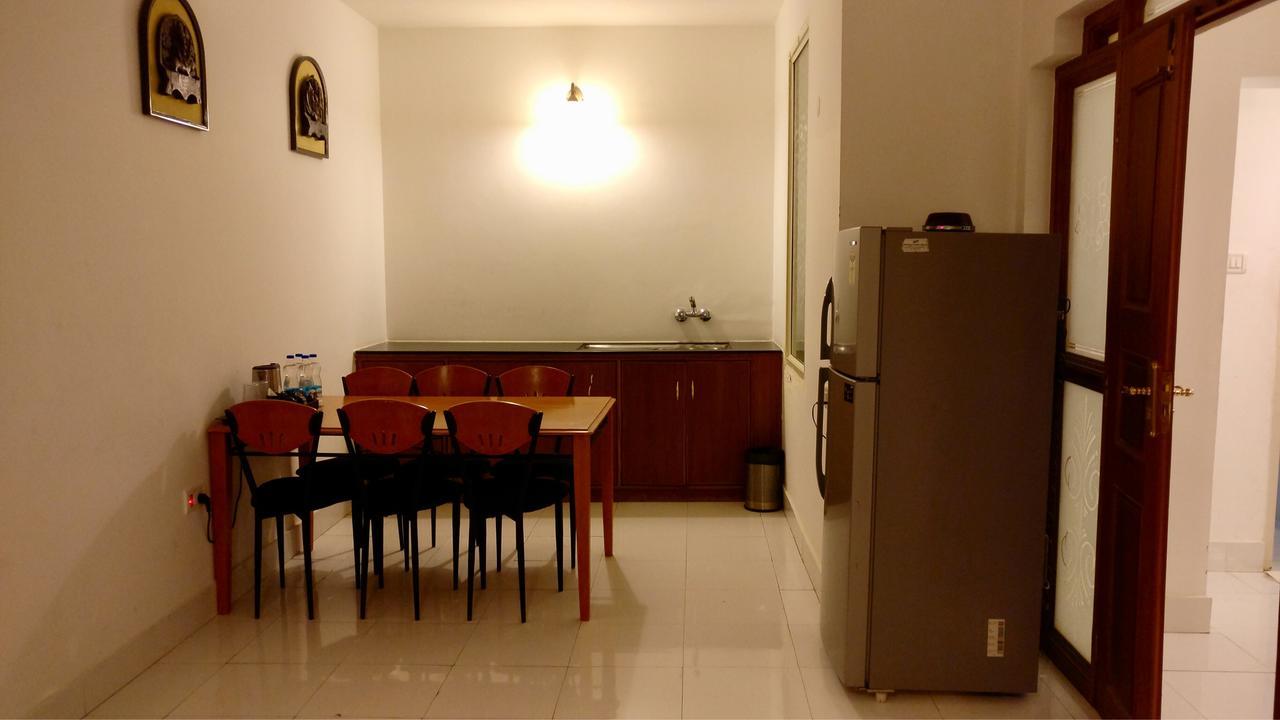 Hotel Sai Towers Puttaparthi Exterior foto